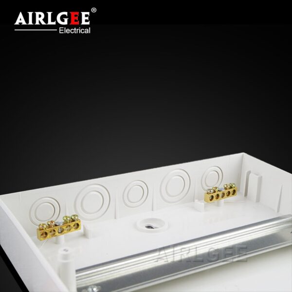 Pretty indoor service board 15 ways for DIN 35mm € 43,00